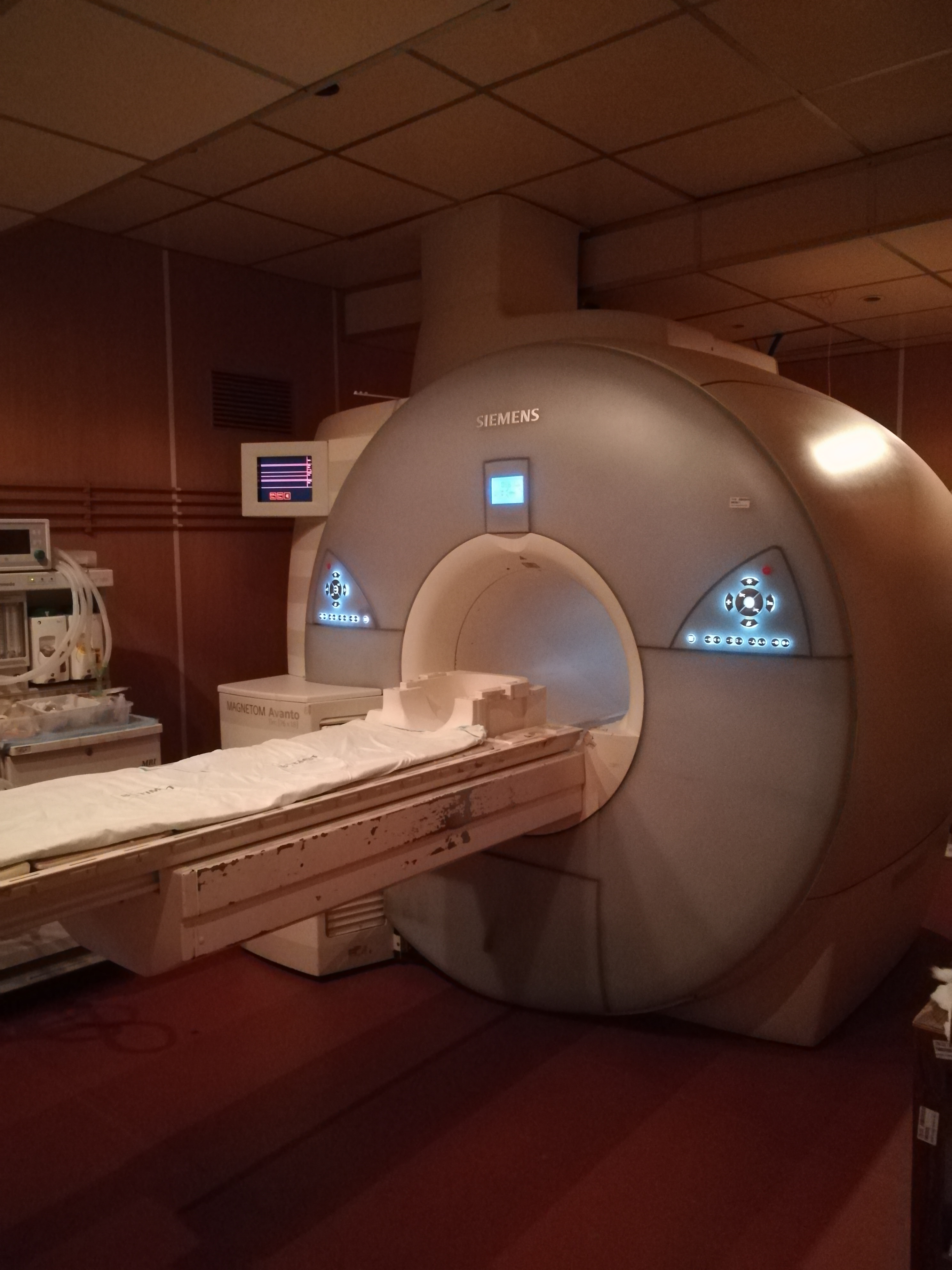 MRI 1.5T